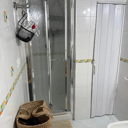 La Casa Di Tiche פלרמו